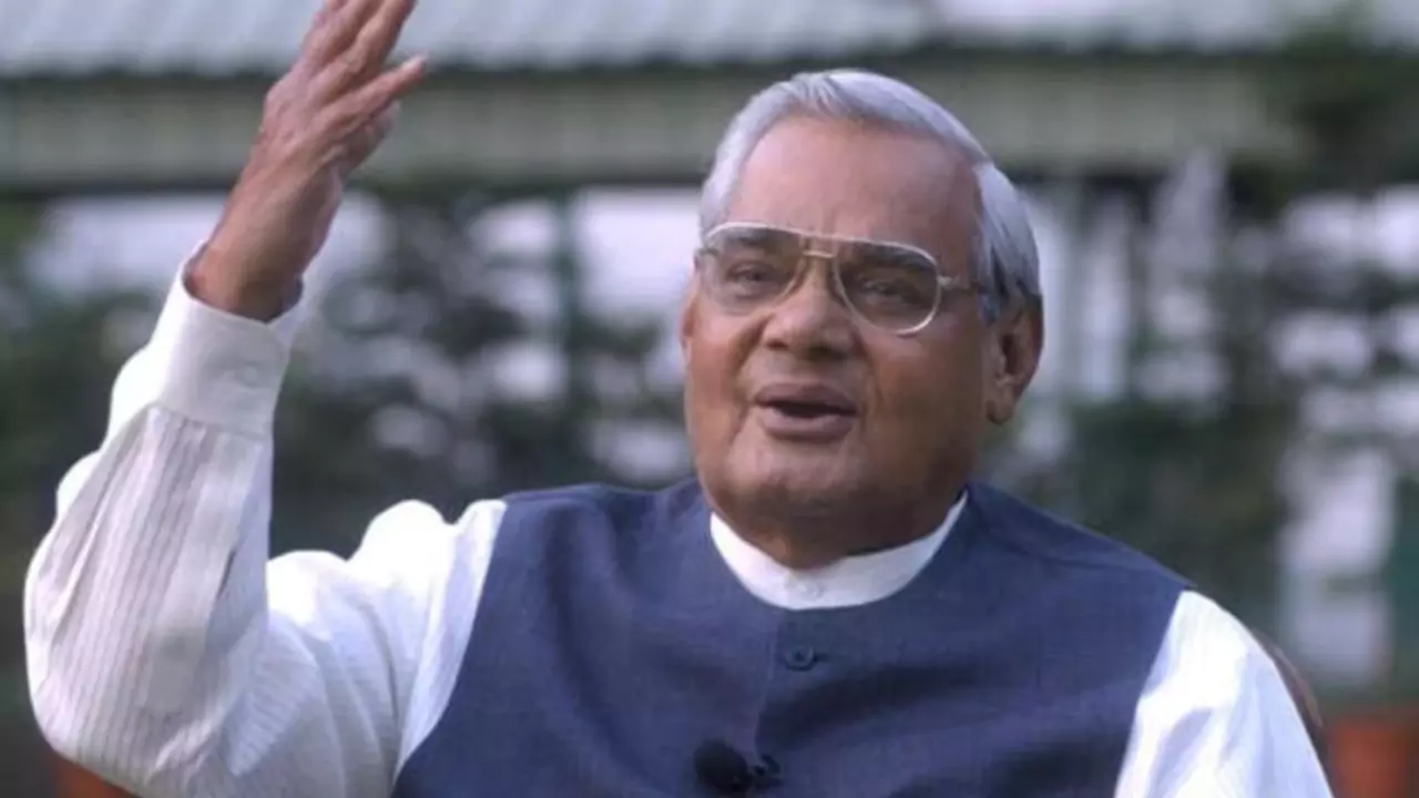 Atal Bihari Vajpayee Sarkar Defeated One Vote in 1999